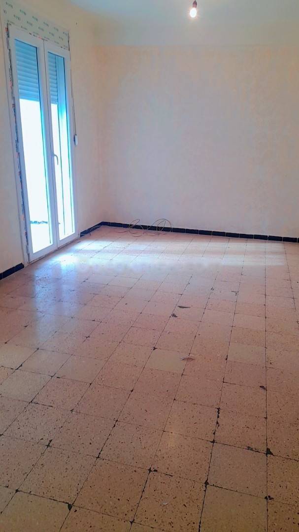 Location Appartement F3 Bouzareah