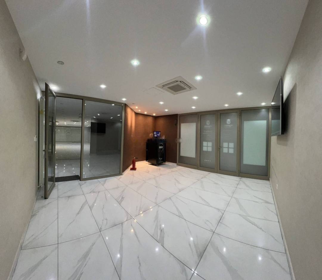 Location Local F4 Dely Ibrahim