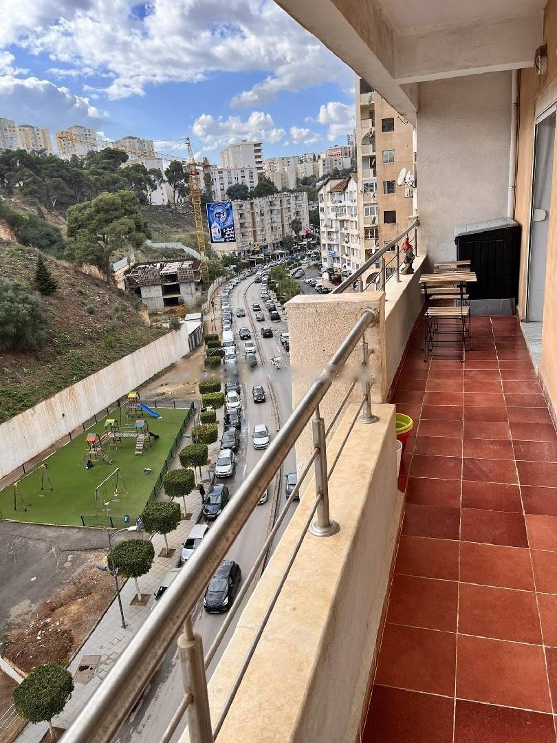 Location Appartement F4 Bir Mourad Rais