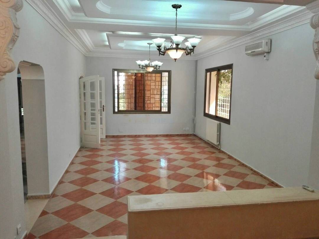 Location Villa F11 Dely Ibrahim