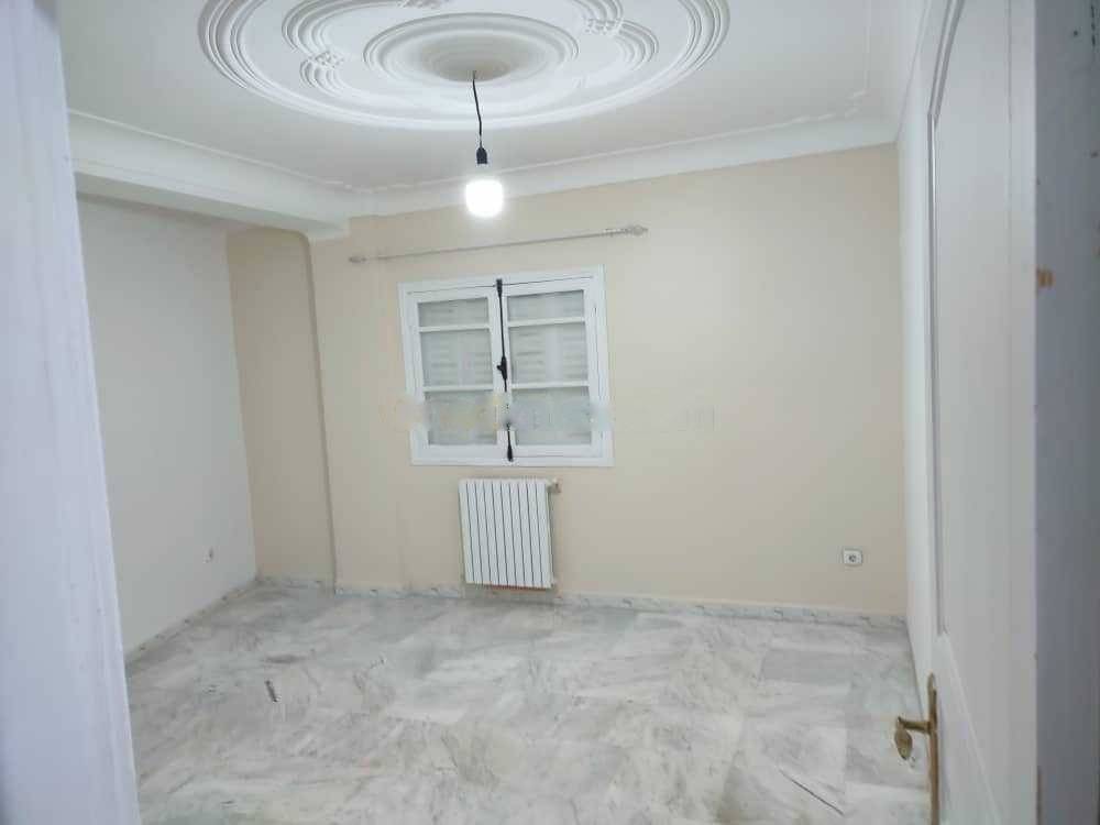 Location Appartement F4 Saoula