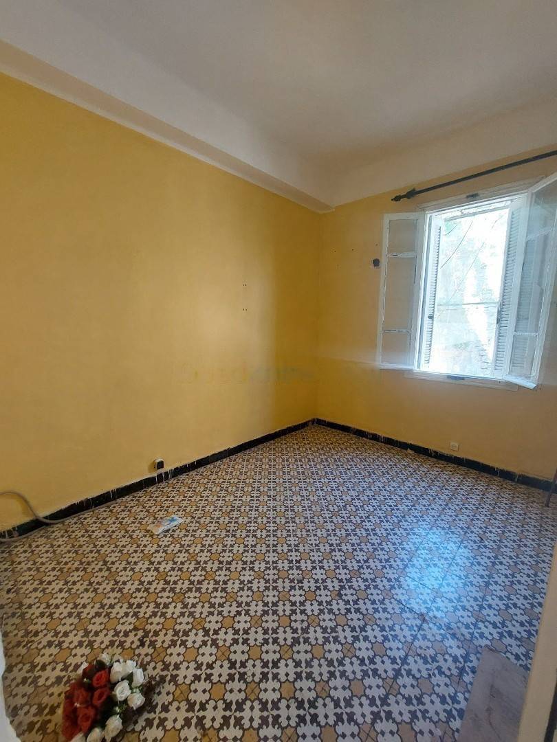 Location Appartement F2 Bab El Oued