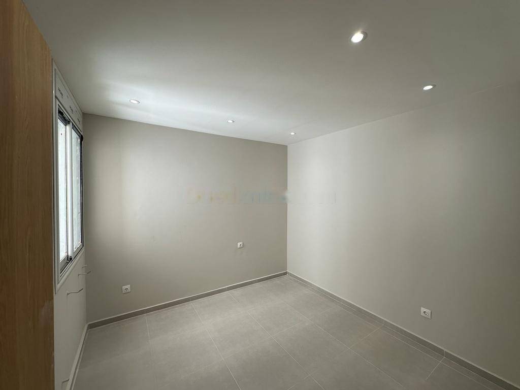 Vente Appartement F3 Bouzareah