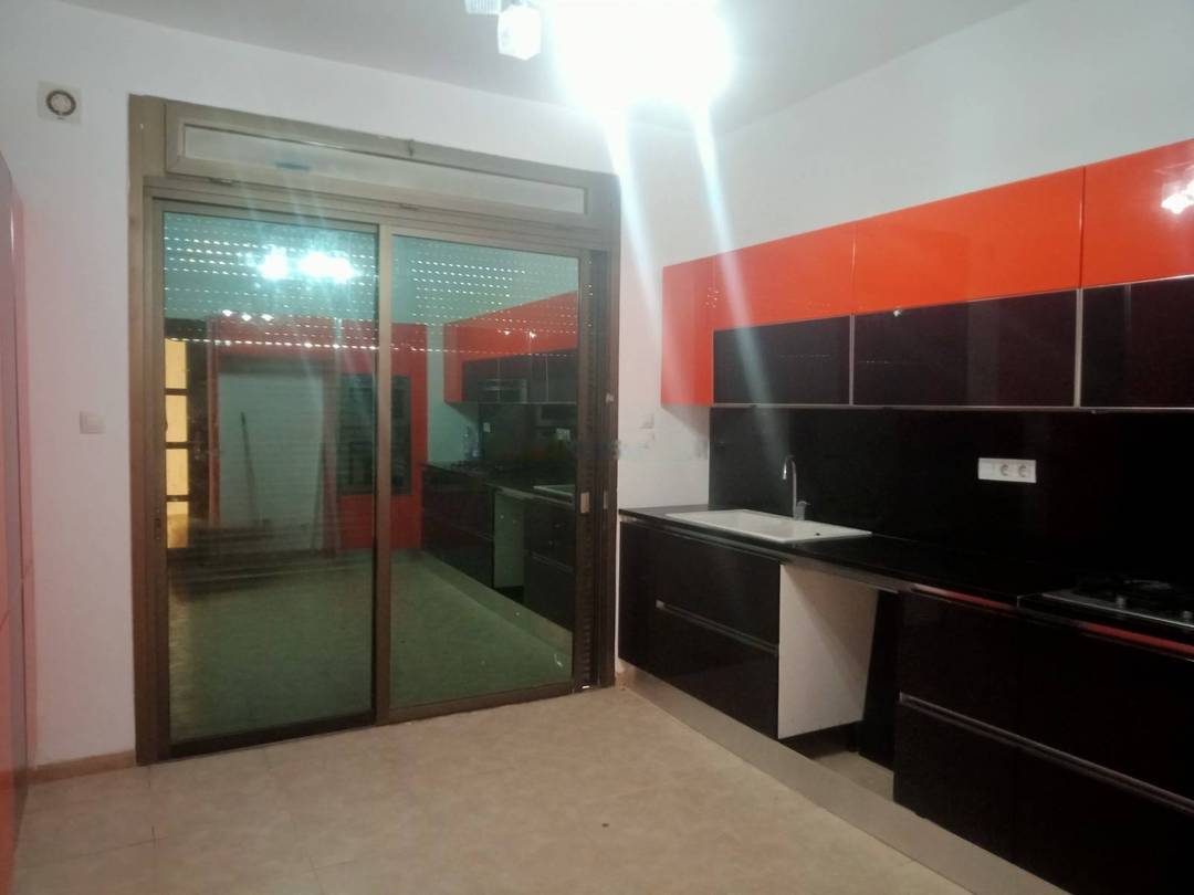 Location Appartement F4 El Achour