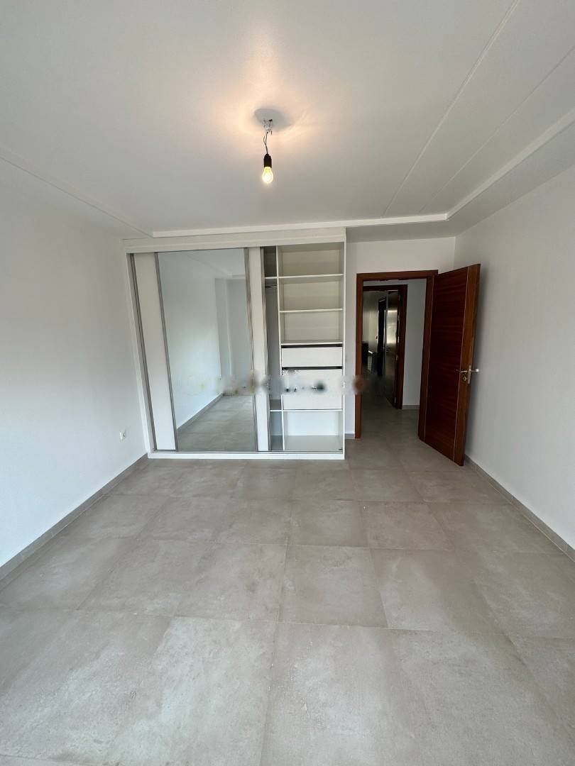 Location Appartement F5 Bir Mourad Rais