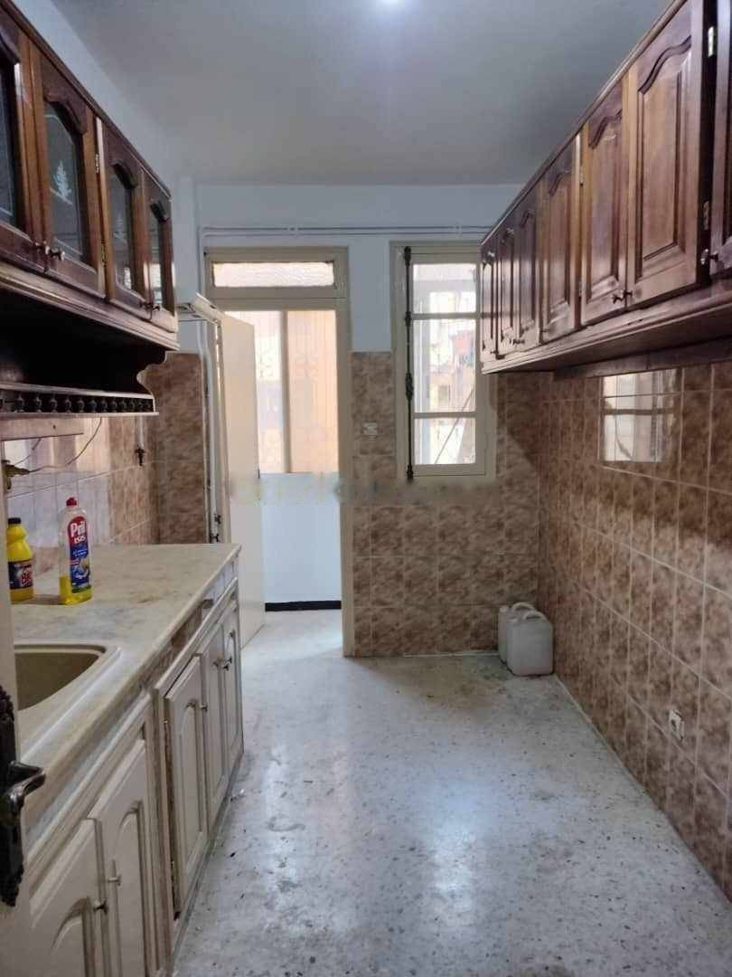 Location Appartement F4 Mohammadia