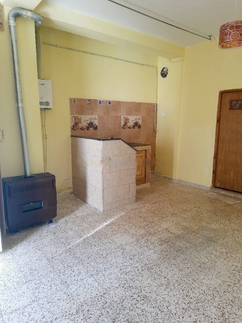 Location Appartement F1 Bouzareah