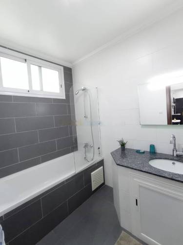 Location Appartement F3 Birkhadem