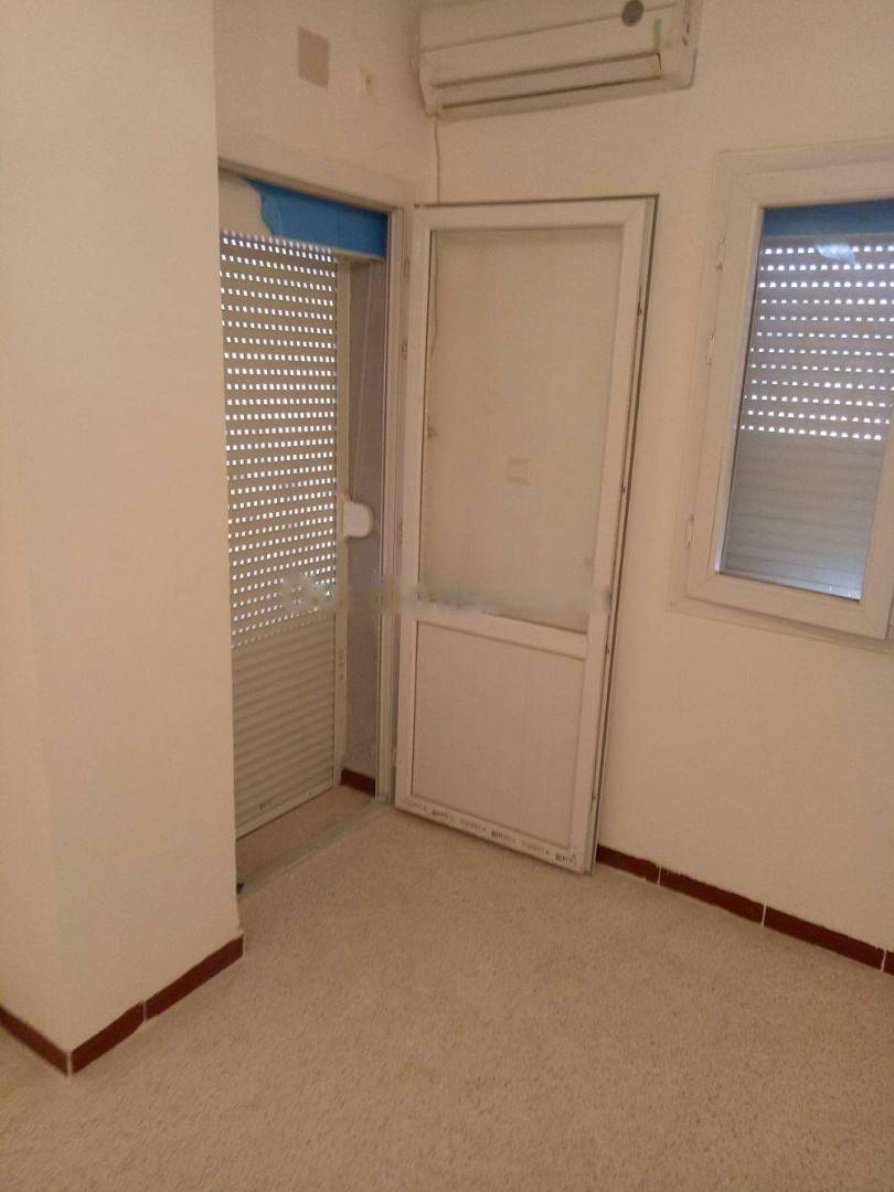 Location Appartement F03 Souidania