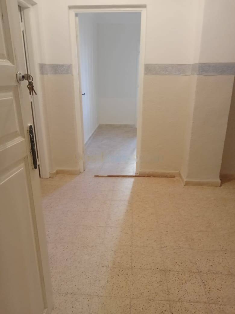 Location Appartement F3 Saoula