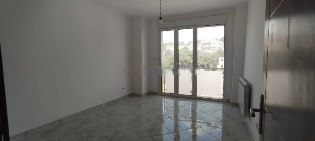 Location Appartement F5 Bir Mourad Rais