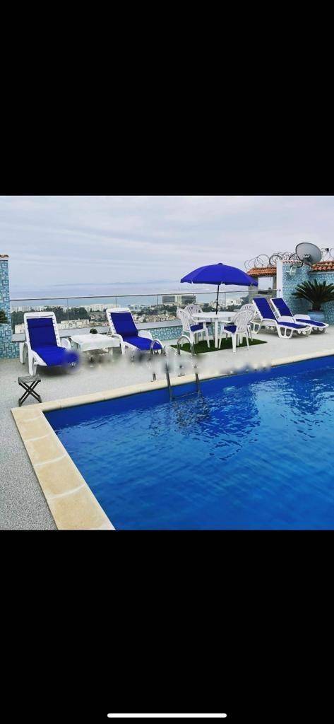 Vente villa f8 alger-centre