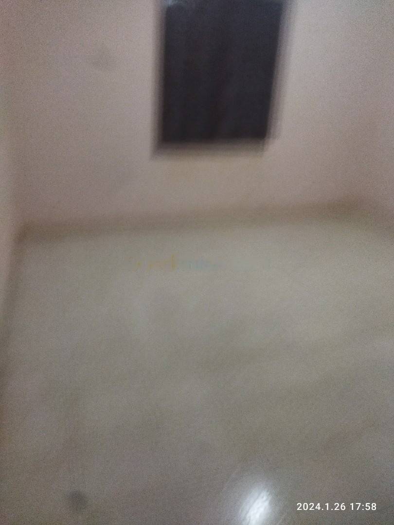 Location Niveau de villa F4 Ain Taya