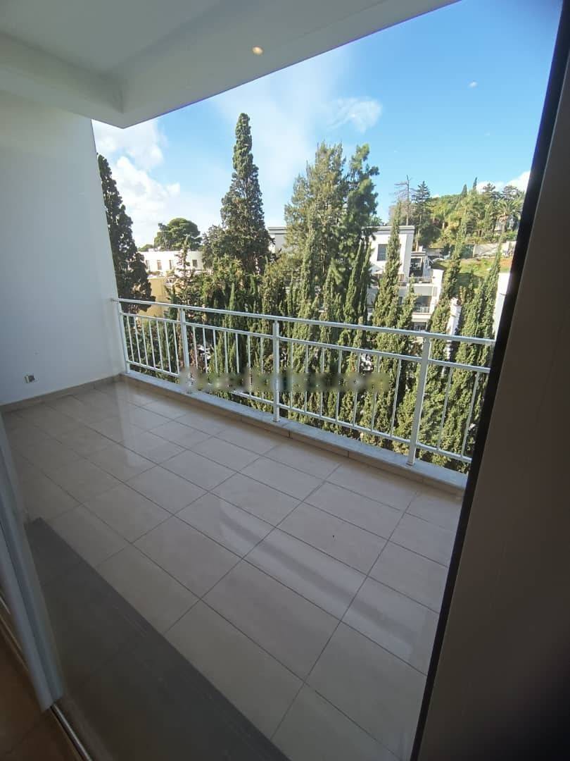 Location Appartement F4 Hydra