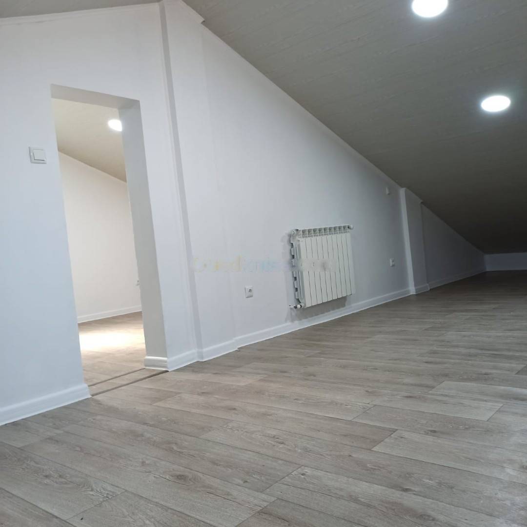 Location Niveau de villa F4 Bordj El Bahri
