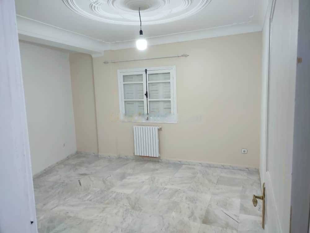 Location Appartement F4 Saoula