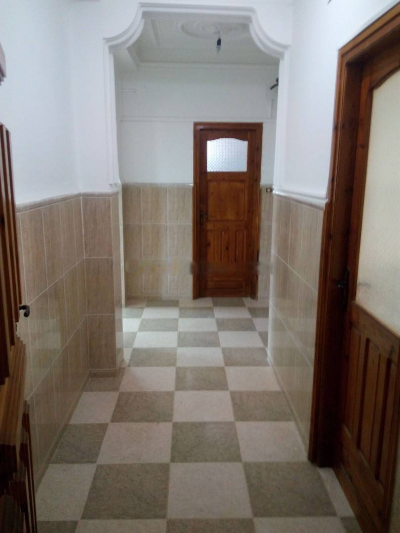 Location Appartement F4 Rouiba