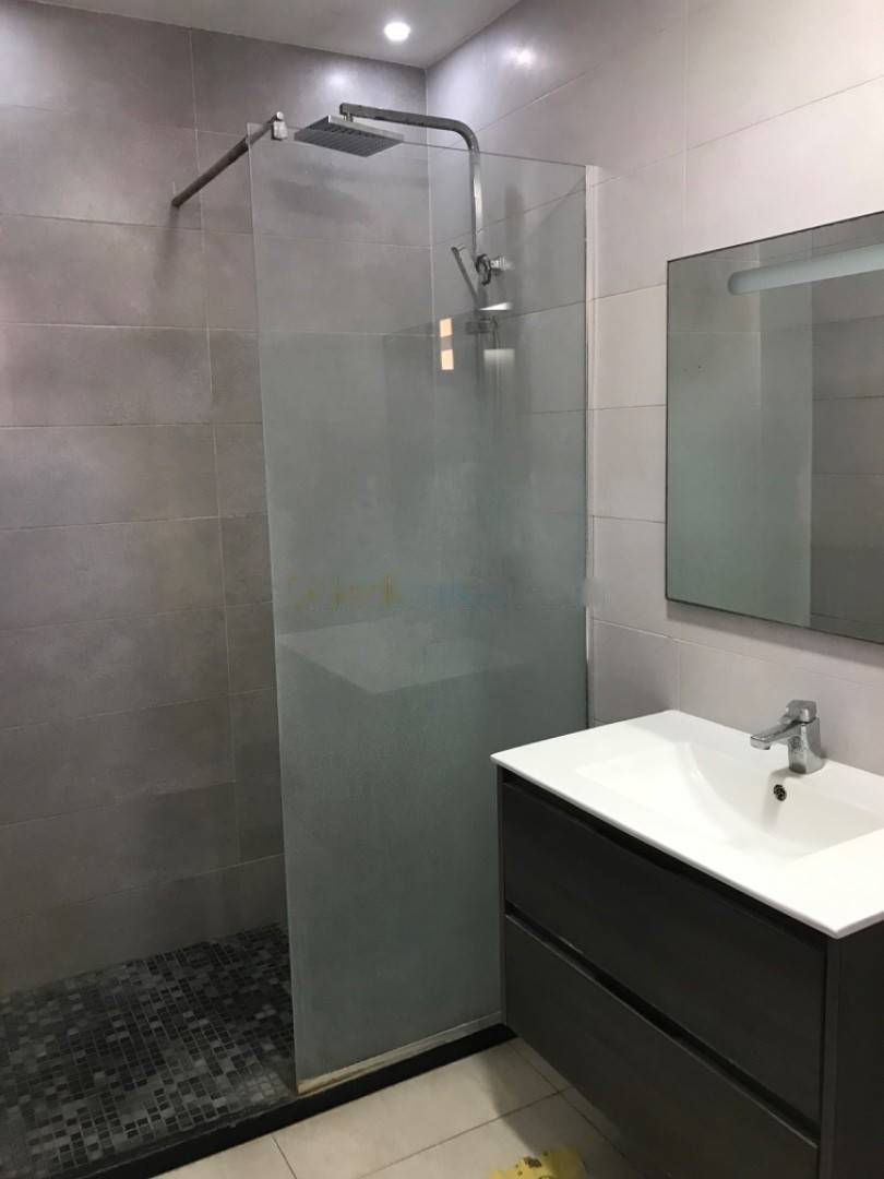 Location Appartement F4 El Achour