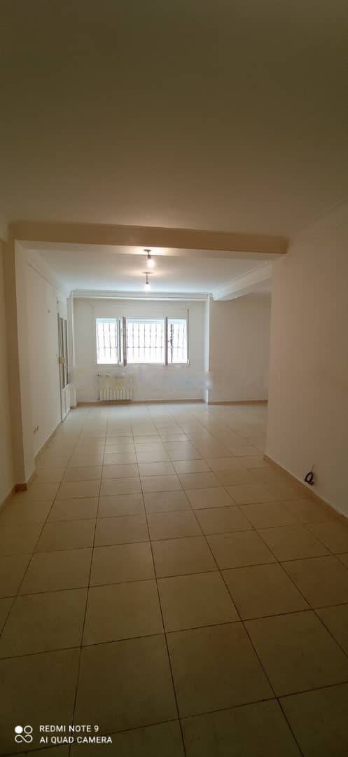 Location Appartement F4 Souidania