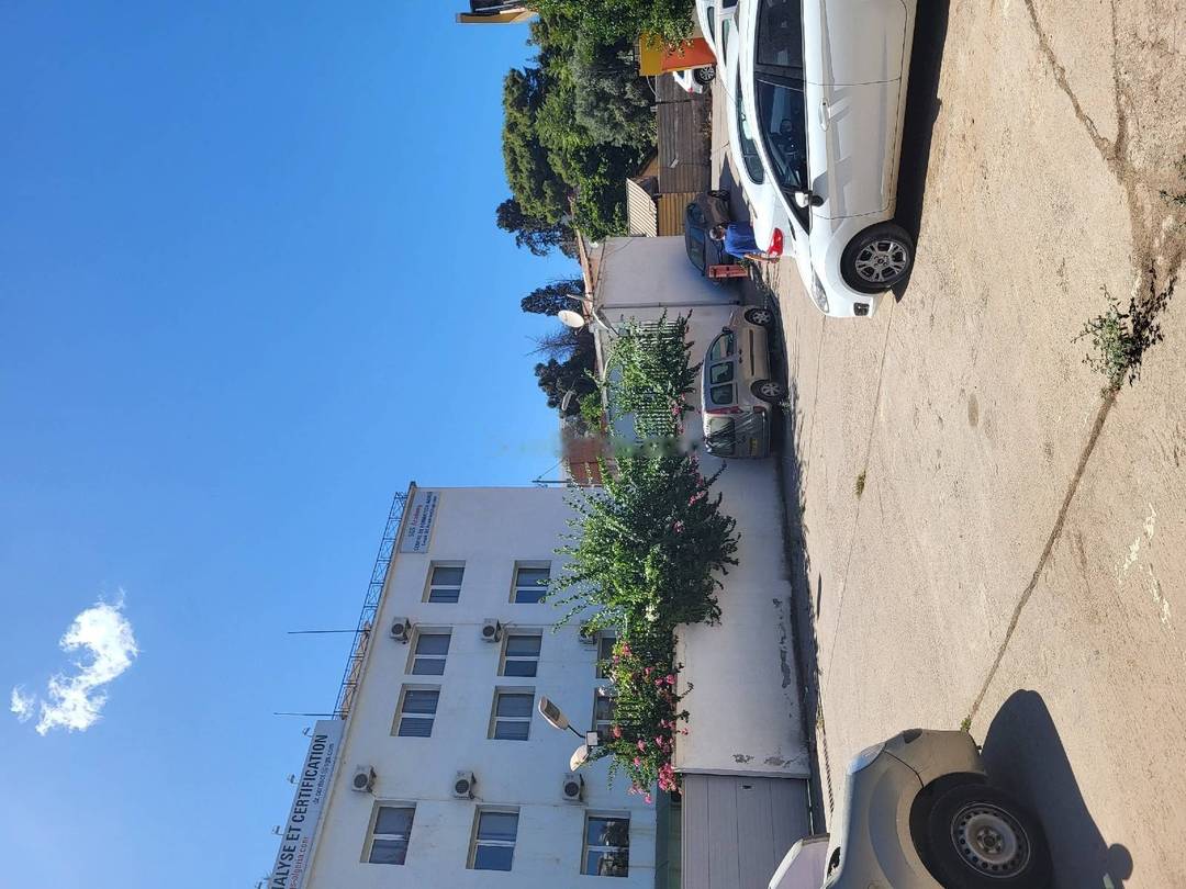 Location Immeuble Hydra