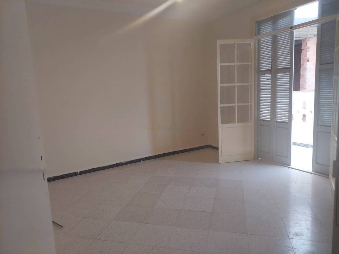 Location Niveau de villa F4 Dely Ibrahim