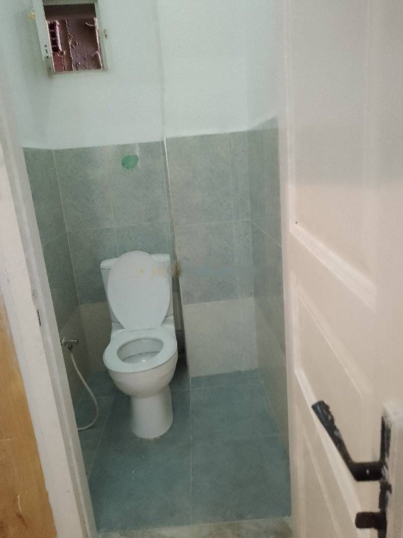 Location Niveau de villa F4 Djasr Kasentina