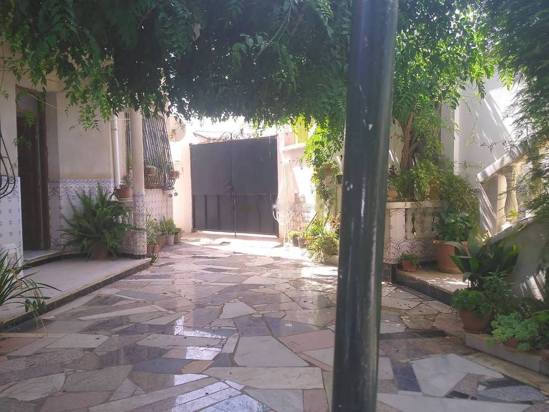 Location Niveau de villa F4 Birkhadem