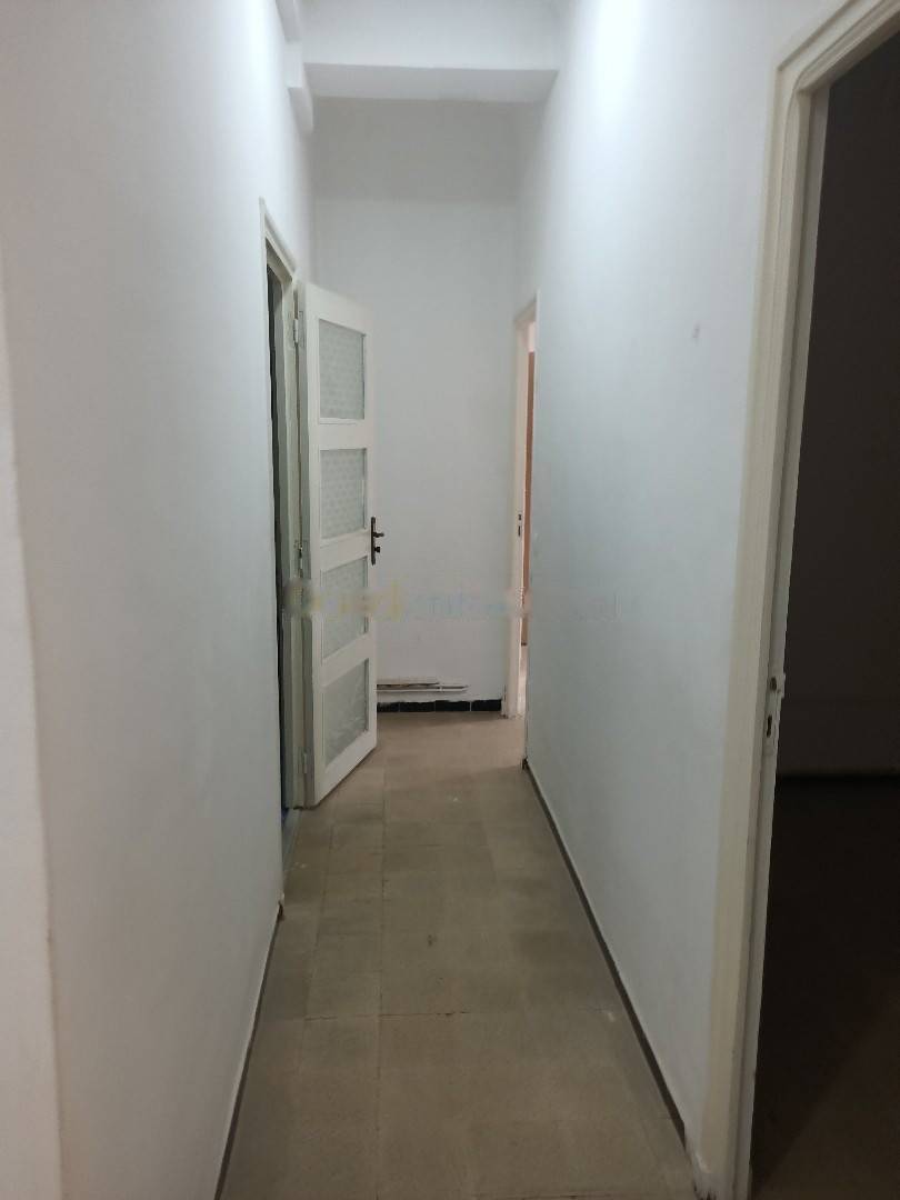 Location Appartement F4 Alger-Centre