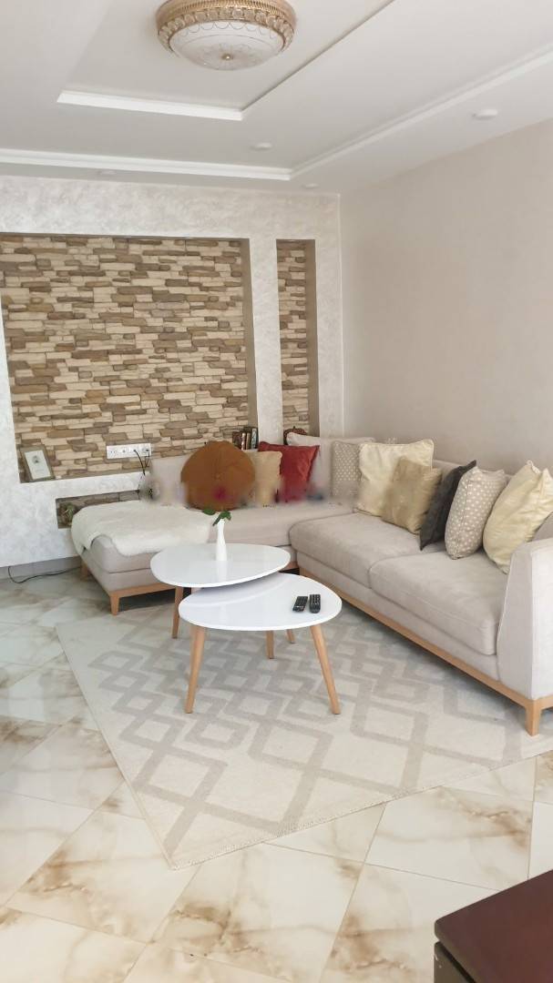 Location Appartement F4 Djasr Kasentina