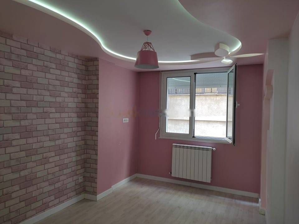 Location Appartement F4 Hydra