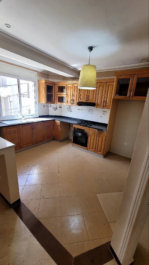 Location Appartement F4 Dely Ibrahim