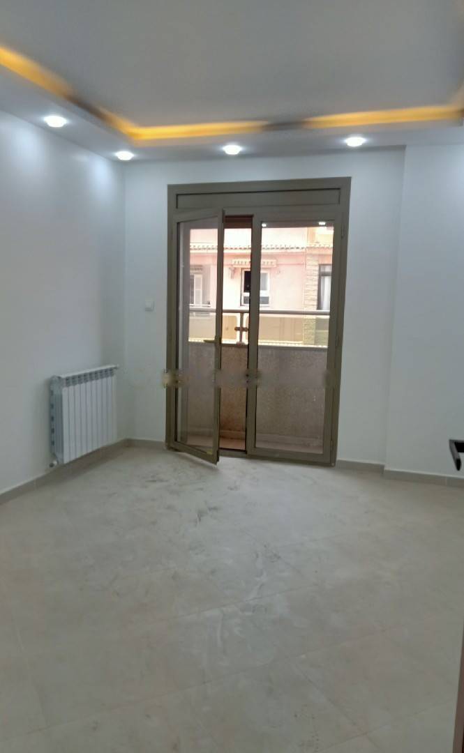 Location Appartement F4 Birkhadem