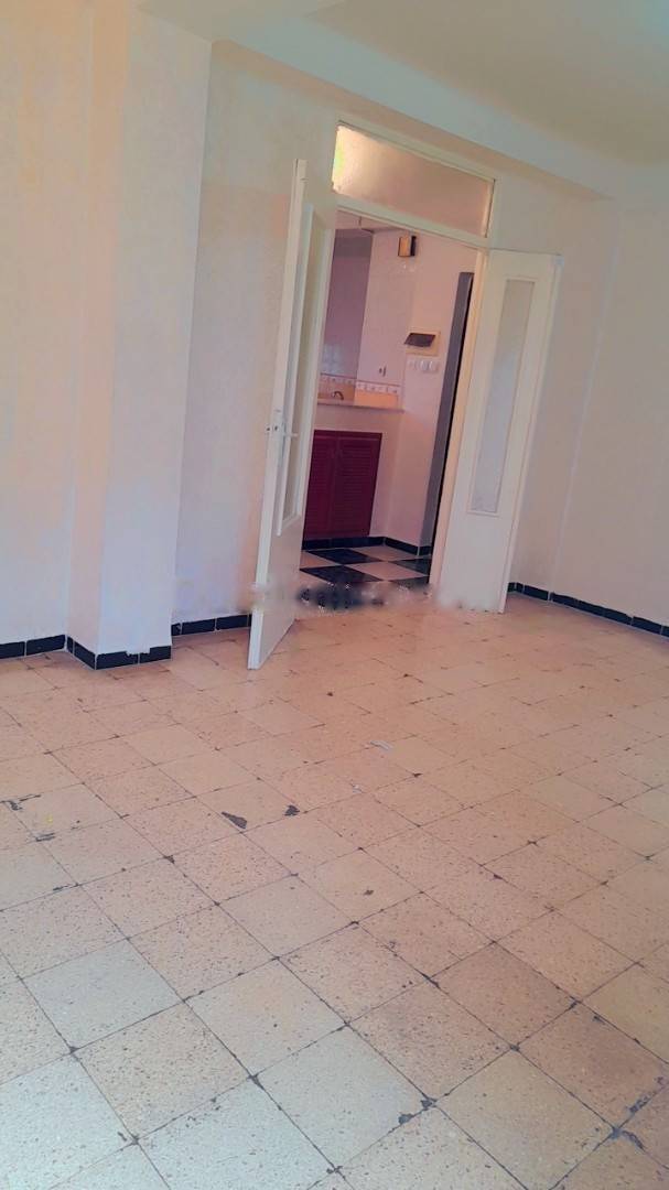 Location Appartement F3 Bouzareah