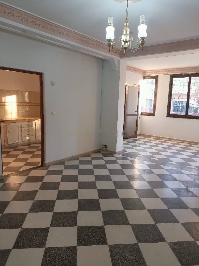 Location Niveau de villa F3 Birkhadem