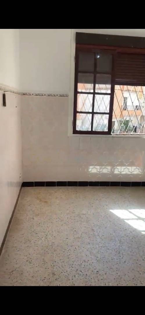 Location Appartement F03 Bouzareah