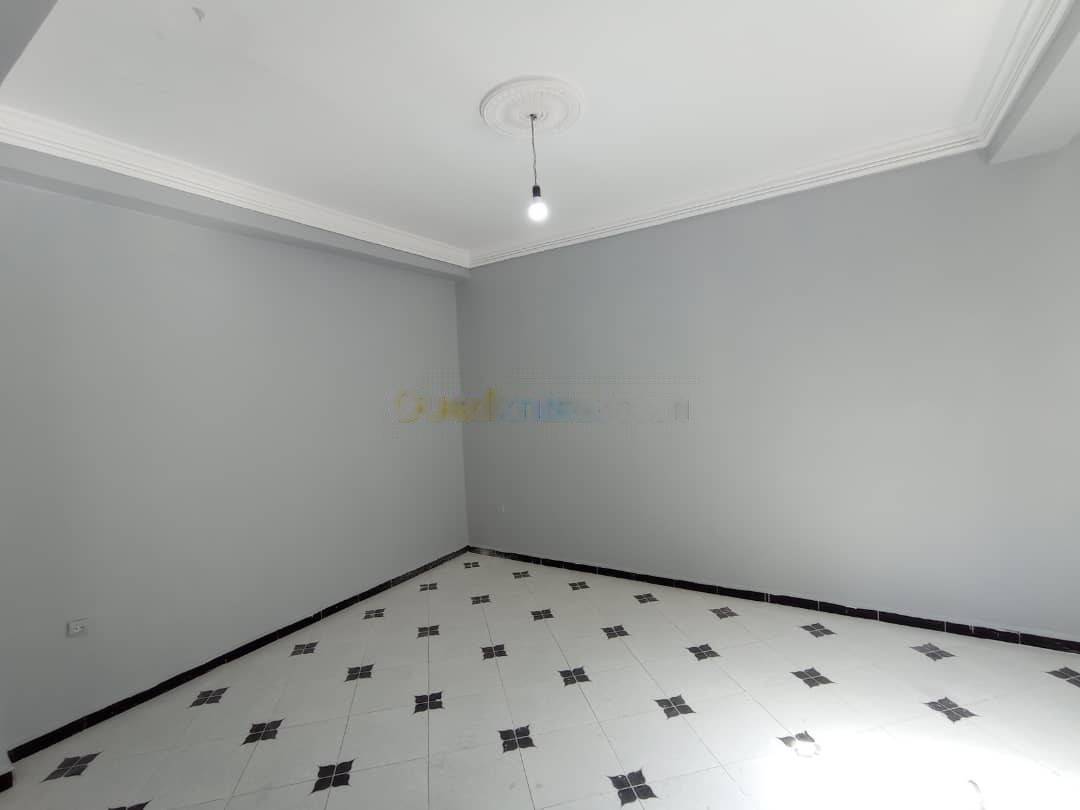 Location Niveau de villa F4 Bab Ezzouar