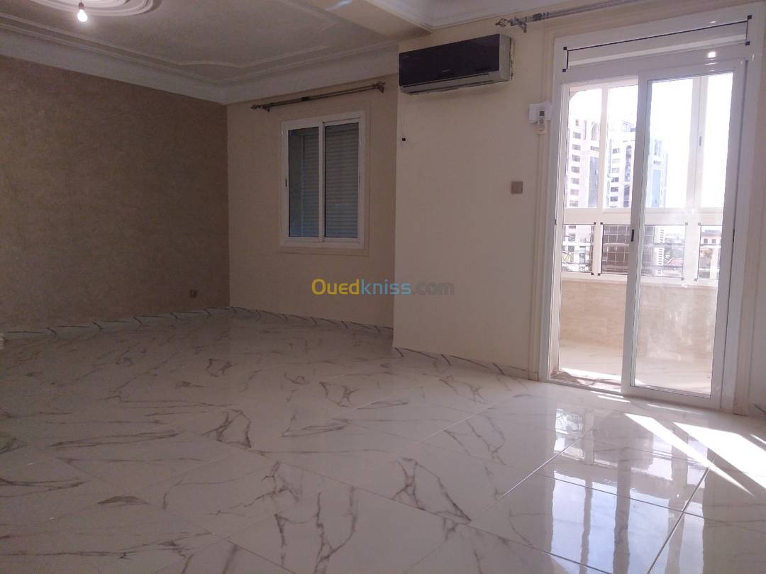 Location Appartement F4 Bab Ezzouar