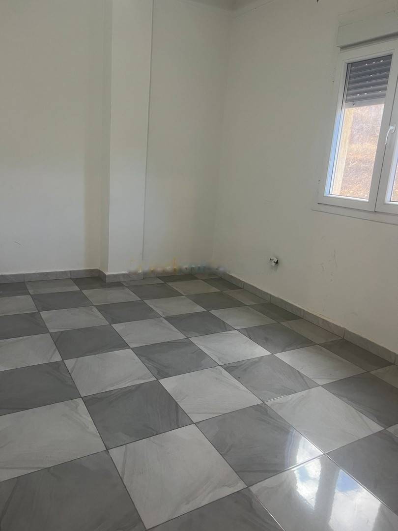 Location Appartement F3 Birkhadem