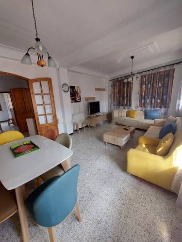 Location Niveau de villa F6 Ben Aknoun