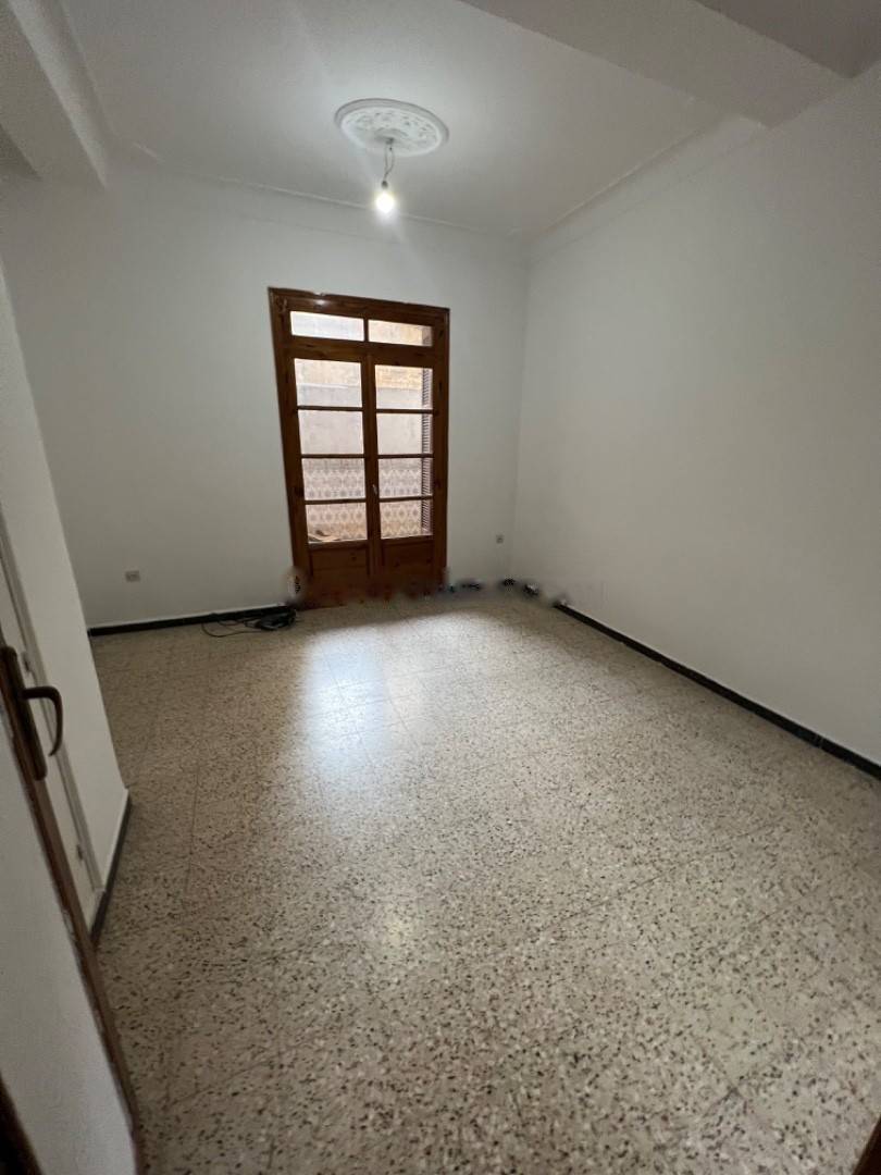 Location Niveau de villa F6 Bir Mourad Rais