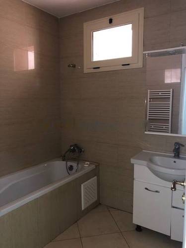 Location Niveau de villa F3 Bordj El Kiffan