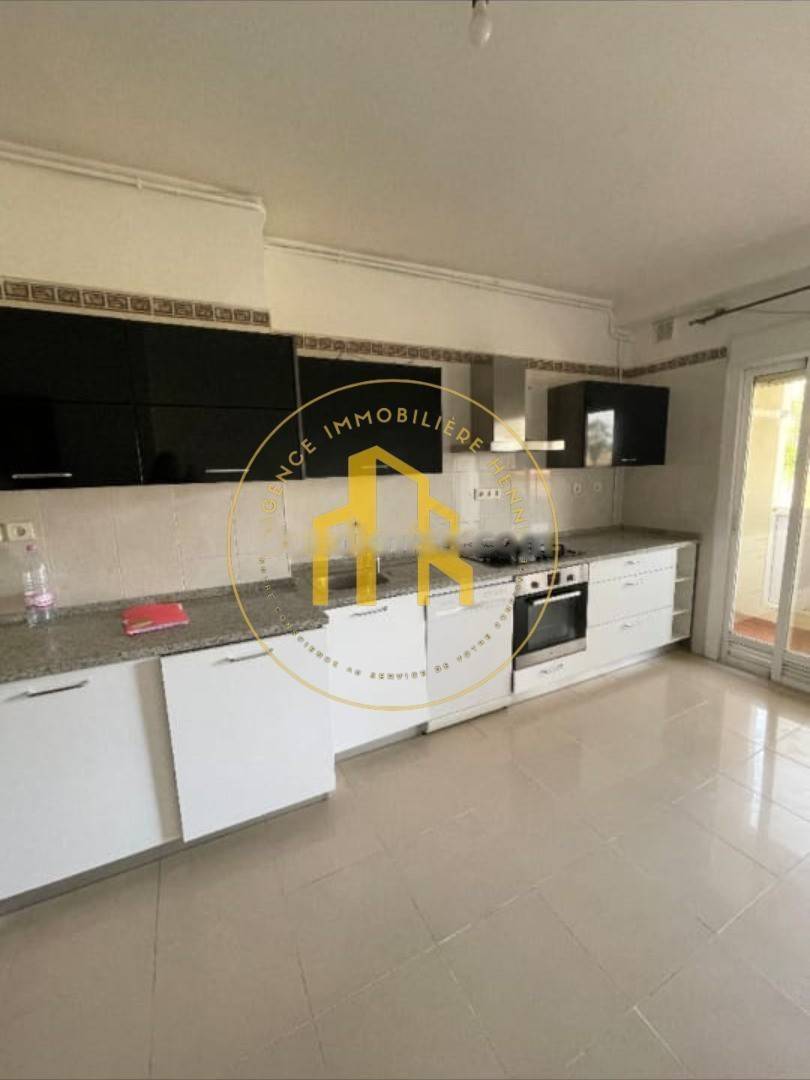 Location Appartement F5 El Achour