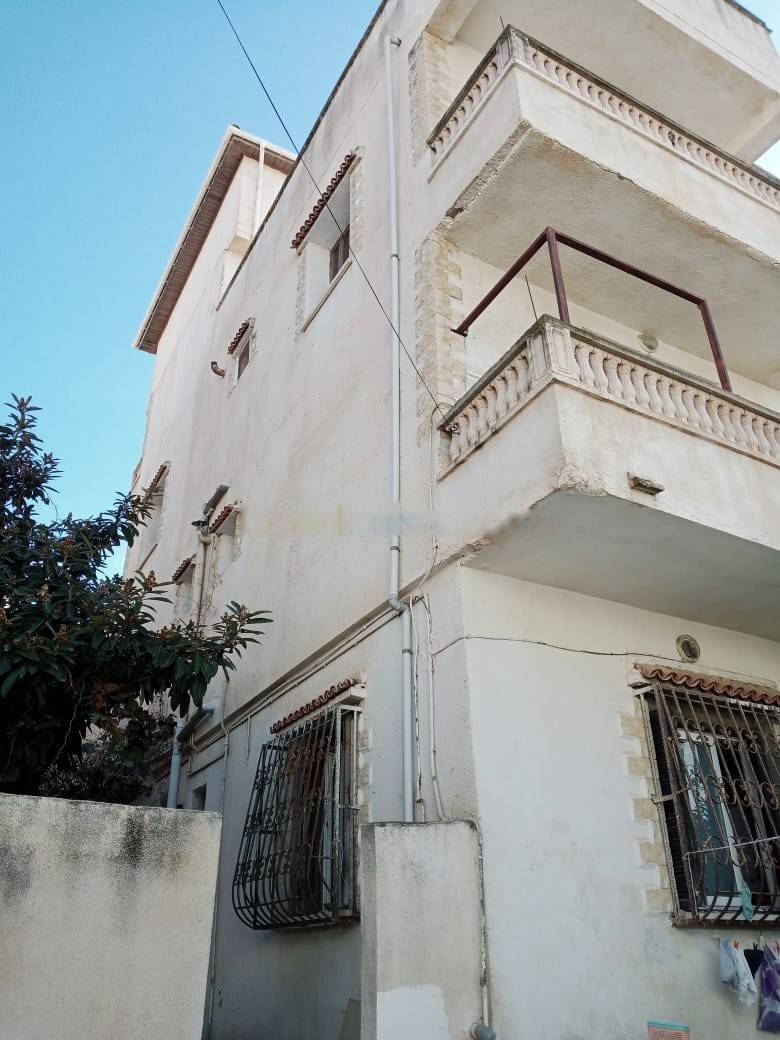  Vente villa f10 bouzareah