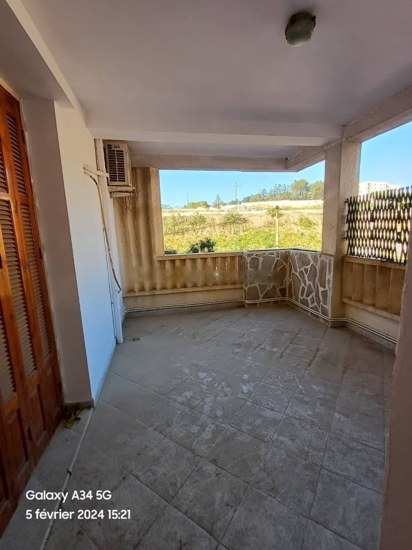 Location niveau de villa f5 birkhadem 9
