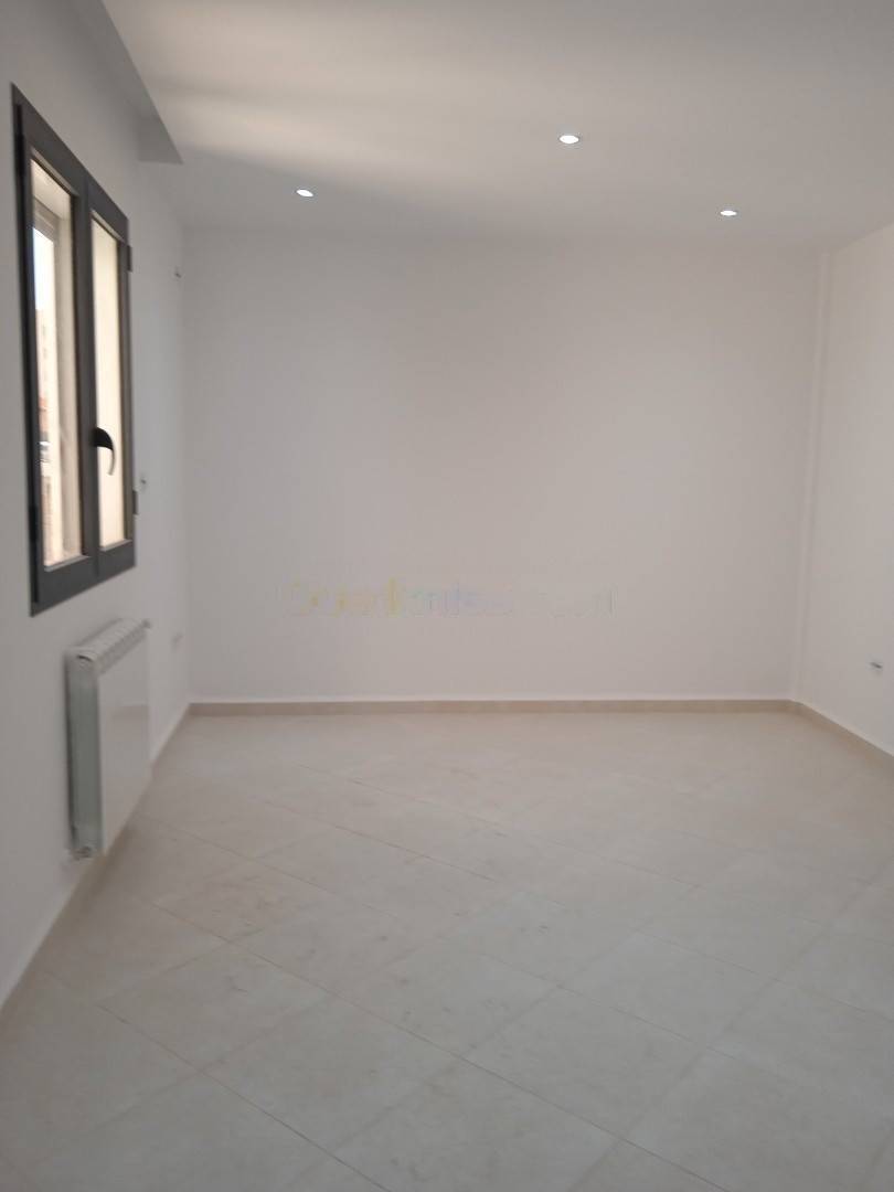 Vente Appartement F3 Saoula