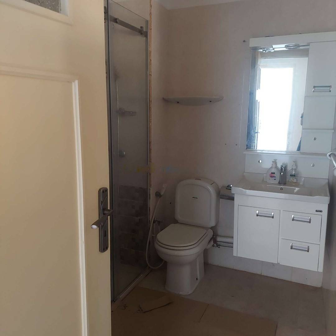 Location Appartement F3 Bab Ezzouar