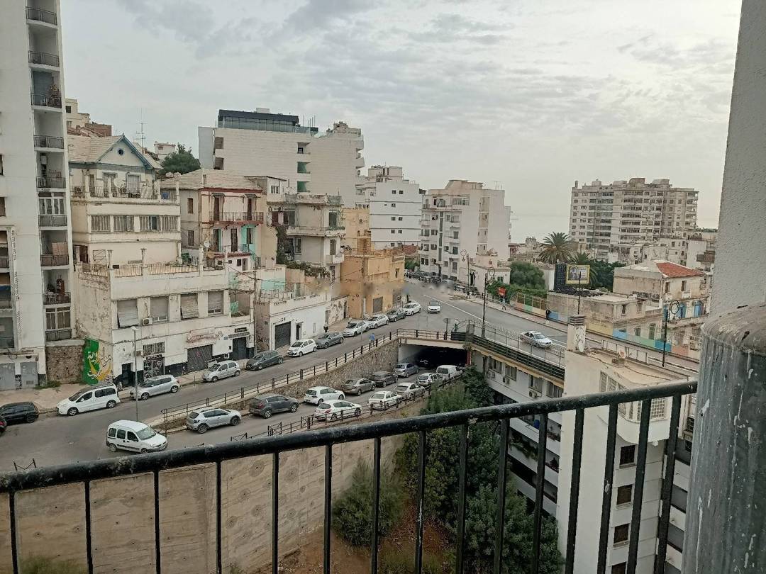 Location Appartement F4 Alger-Centre