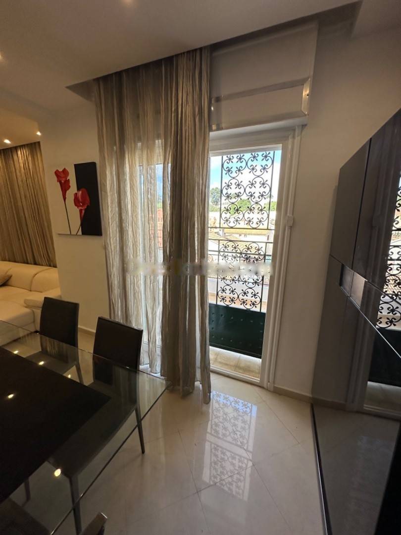 Location Appartement F4 Dely Ibrahim