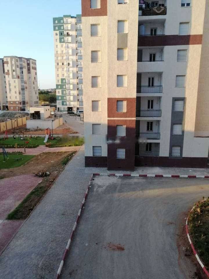 Location Appartement F4 Bordj El Bahri