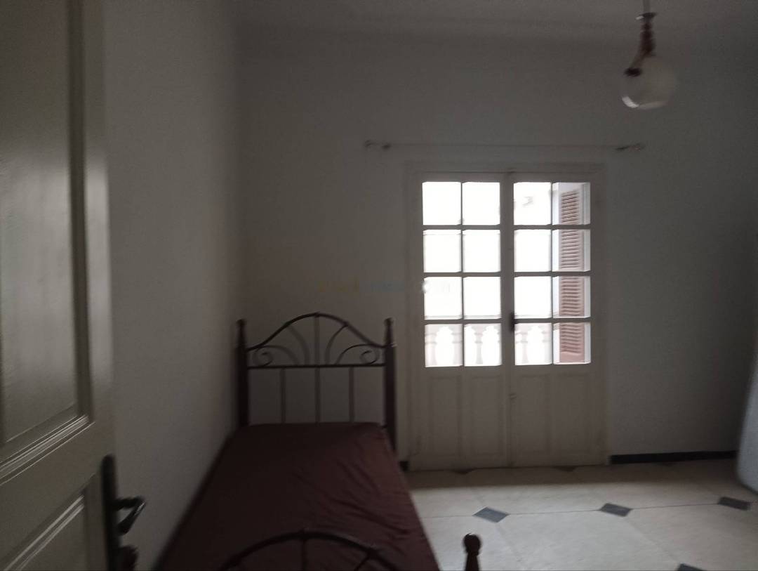 Location Niveau de villa F4 Ben Aknoun
